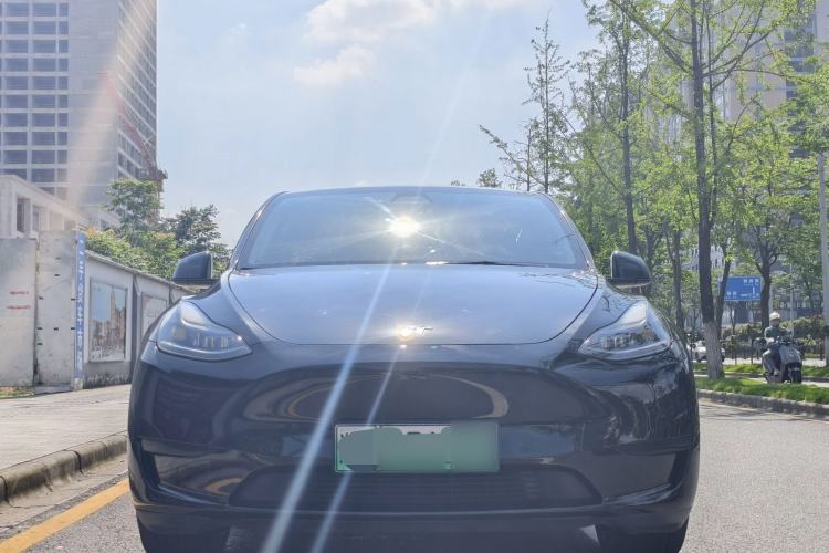 Used Tesla Model Y 2022 Rear-Wheel-Drive Version Exterior 1