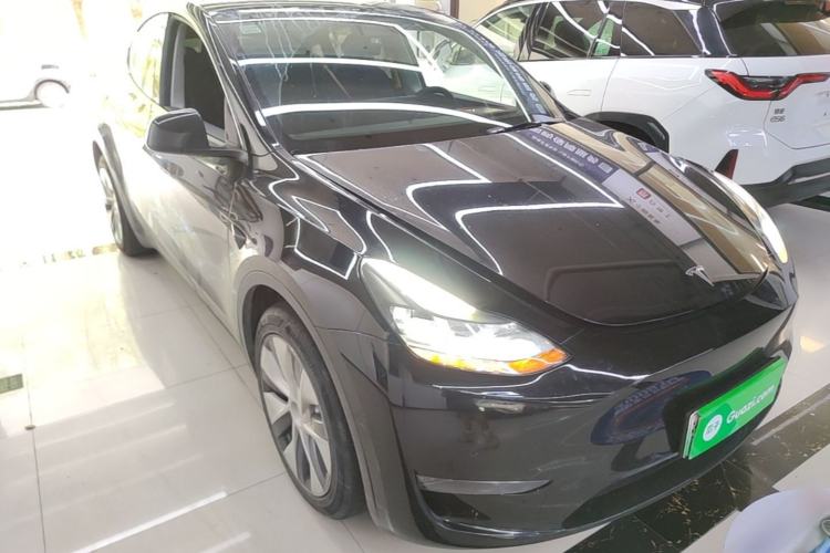 Used Tesla Model Y 2022 Long-Range All-Wheel-Drive Version Exterior 1