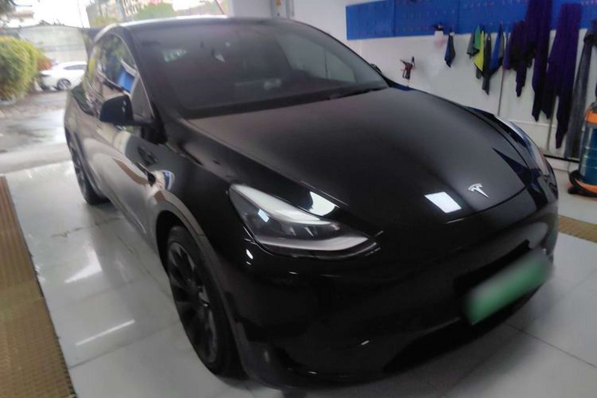 Used Tesla Model Y 2022 Rear-Wheel-Drive Version Exterior 1