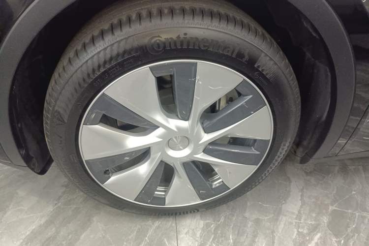 Used Tesla Model Y 2022 Revised Version Rear-Wheel Drive Exterior 1