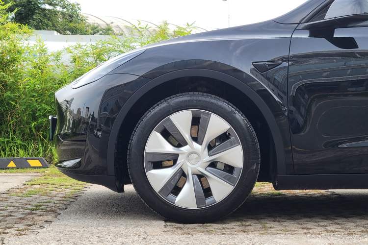 Used Tesla Model Y 2022 Revised Version Rear-Wheel Drive Exterior 11