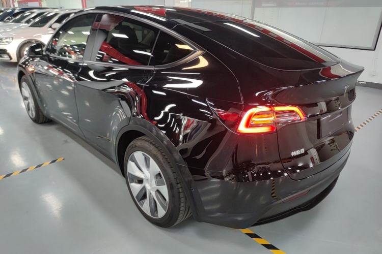 Used Tesla Model Y 2022 Revised Version Rear-Wheel Drive Exterior 2