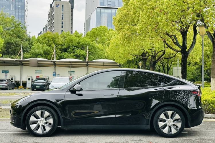 Used Tesla Model Y 2022 Revised Version Rear-Wheel Drive Exterior 2