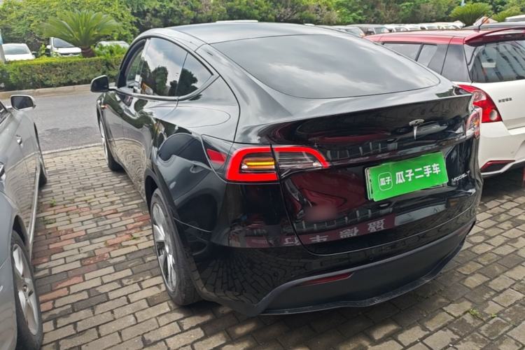 Used Tesla Model Y 2022 Revised Version Long-Range All-Wheel Drive Exterior 2