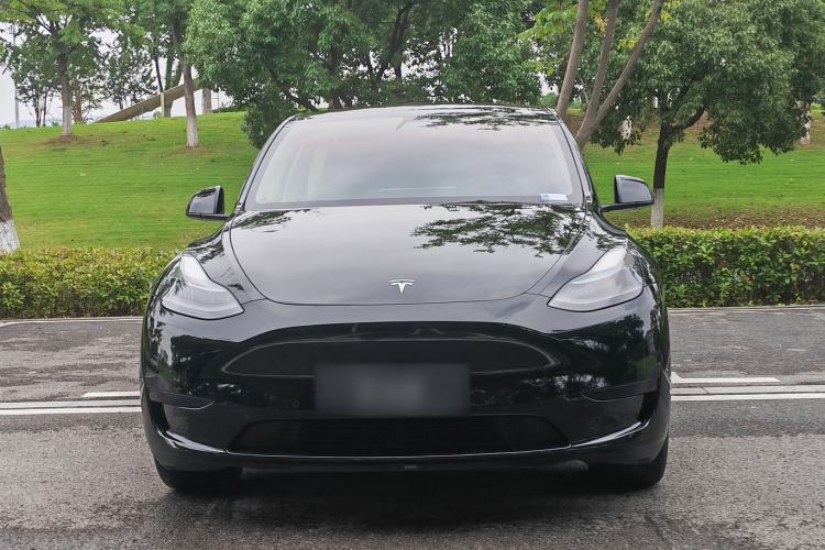 Used Tesla Model Y 2022 Rear-Wheel-Drive Version Exterior 2