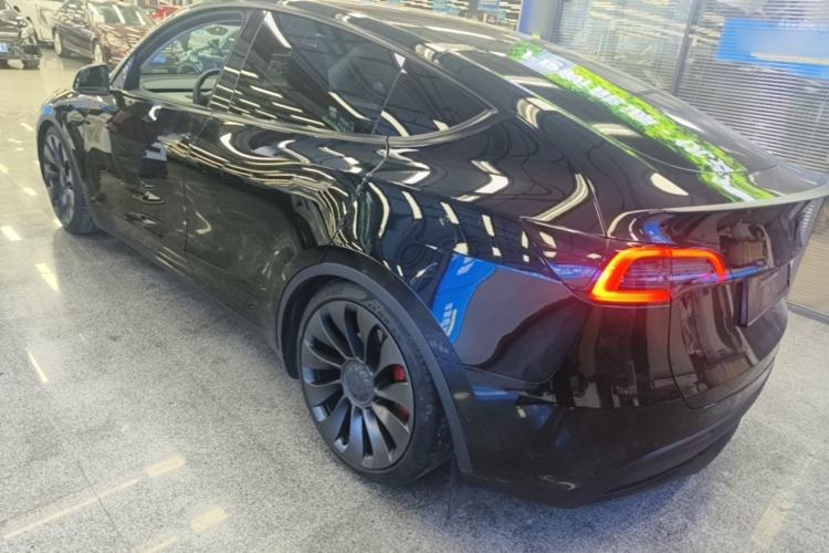 Used Tesla Model Y 2022 Performance High-Performance All-Wheel-Drive Version Exterior 2