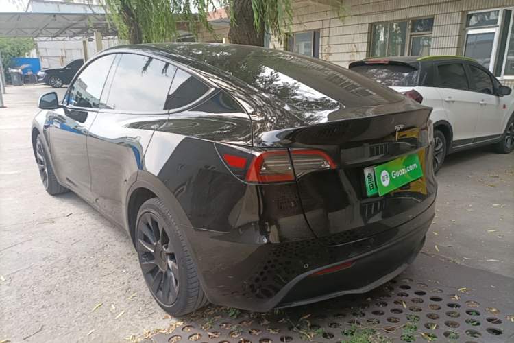 Used Tesla Model Y 2022 Revised Version Rear-Wheel Drive Exterior 2