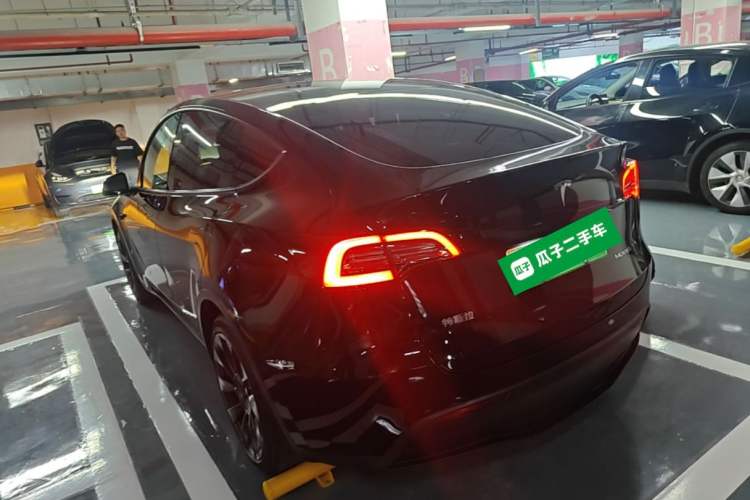 Used Tesla Model Y 2022 Revised Version Rear-Wheel Drive Exterior 2