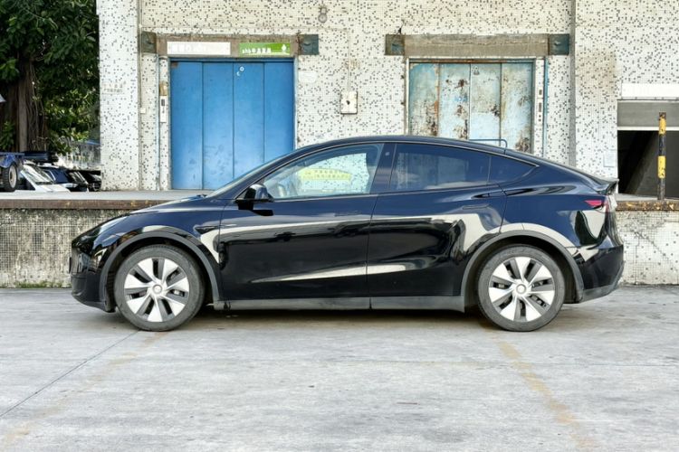 Used Tesla Model Y 2022 Revised Version Rear-Wheel Drive Exterior 2