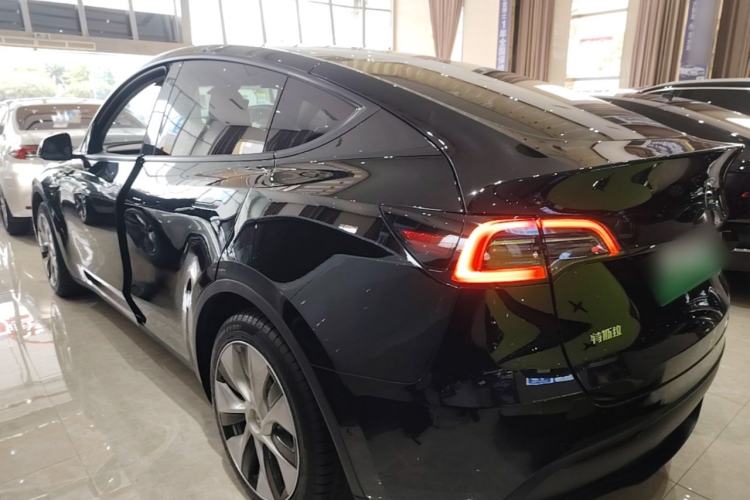 Used Tesla Model Y 2022 Revised Version Rear-Wheel Drive Exterior 2