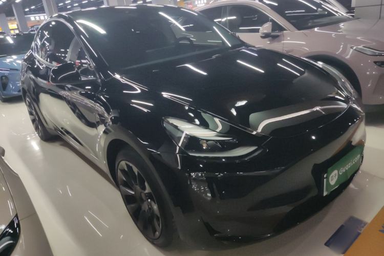 Used Tesla Model Y 2022 Rear-Wheel-Drive Version Exterior 2