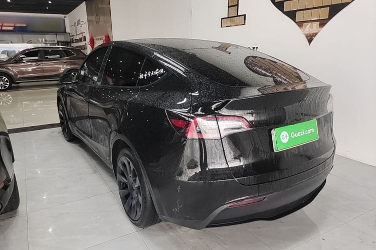 Used Tesla Model Y 2022 Rear-Wheel-Drive Version Exterior 2