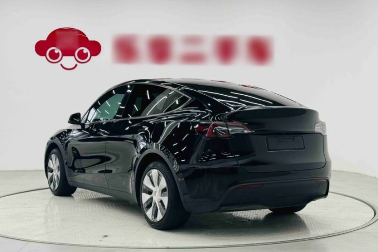 Used Tesla Model Y 2022 Long-Range All-Wheel-Drive Version Exterior 2