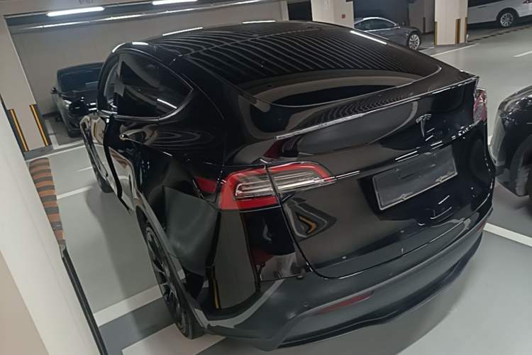 Used Tesla Model Y 2022 Rear-Wheel-Drive Version Exterior 2