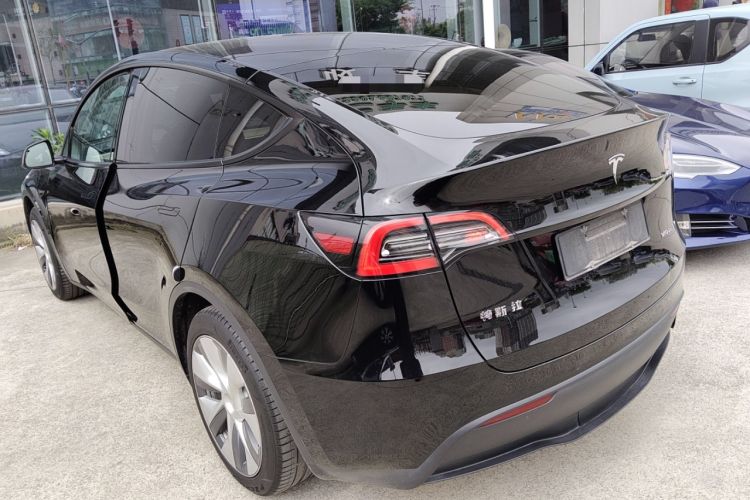 Used Tesla Model Y 2022 Revised Version Rear-Wheel Drive Exterior 2