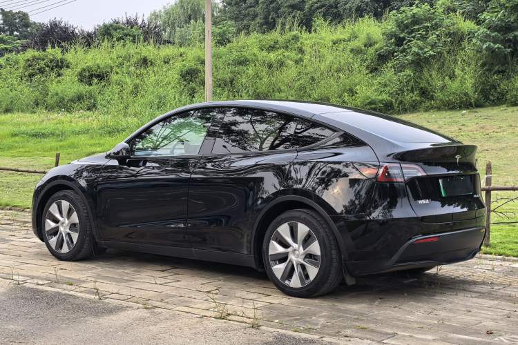 Used Tesla Model Y 2022 Revised Version Long-Range All-Wheel Drive Exterior 2