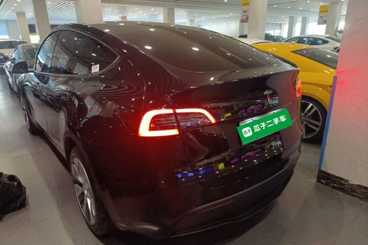 Used Tesla Model Y 2022 Revised Version Rear-Wheel Drive Exterior 2