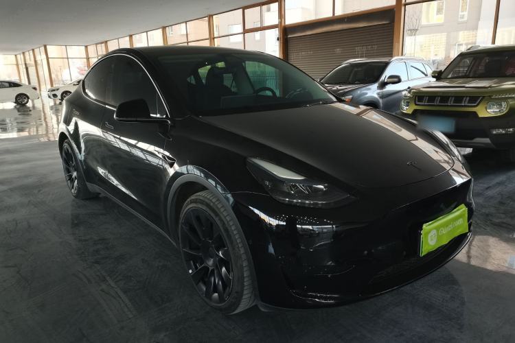 Used Tesla Model Y 2022 Rear-Wheel-Drive Version Exterior 2