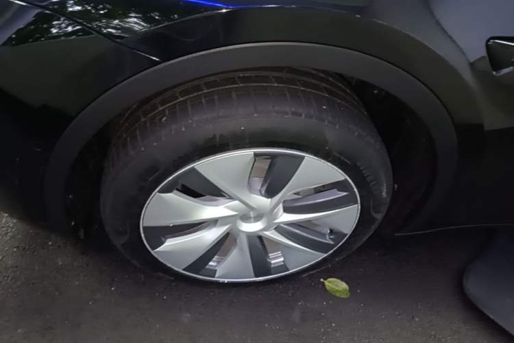 Used Tesla Model Y 2022 Revised Version Rear-Wheel Drive Exterior 2