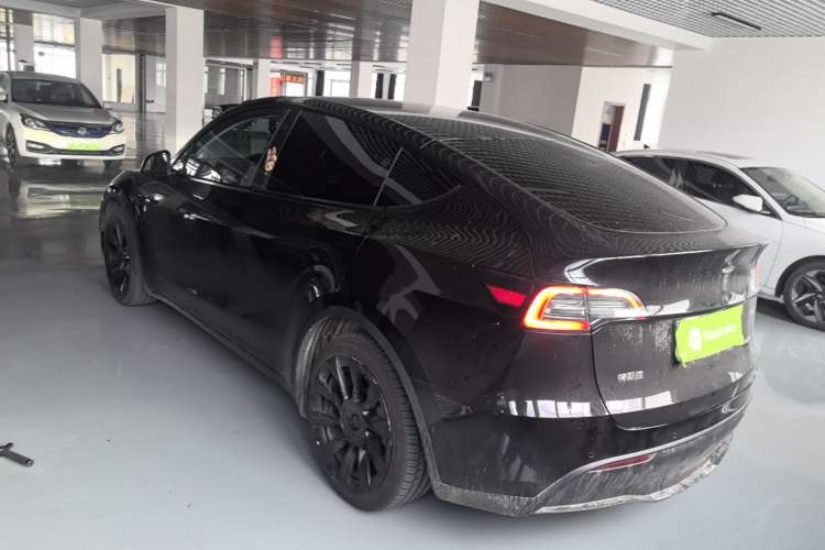 Used Tesla Model Y 2022 Revised Version Rear-Wheel Drive Exterior 2