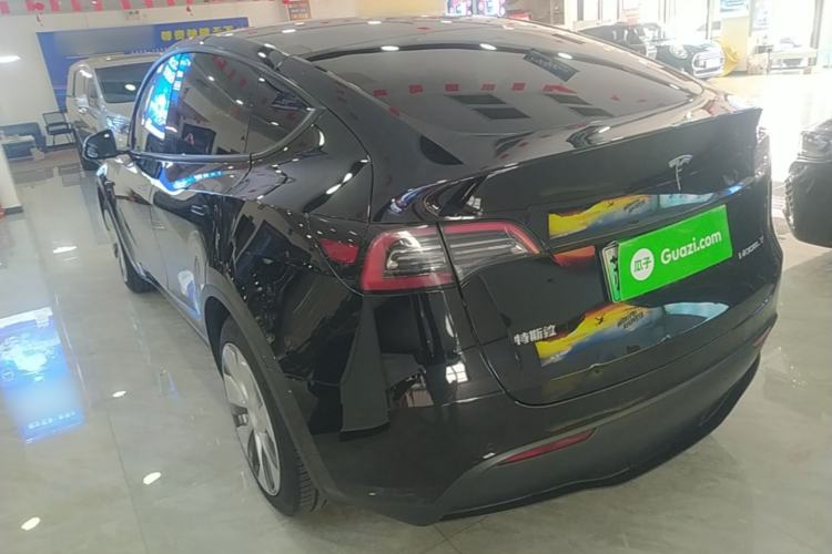 Used Tesla Model Y 2022 Rear-Wheel-Drive Version Exterior 2