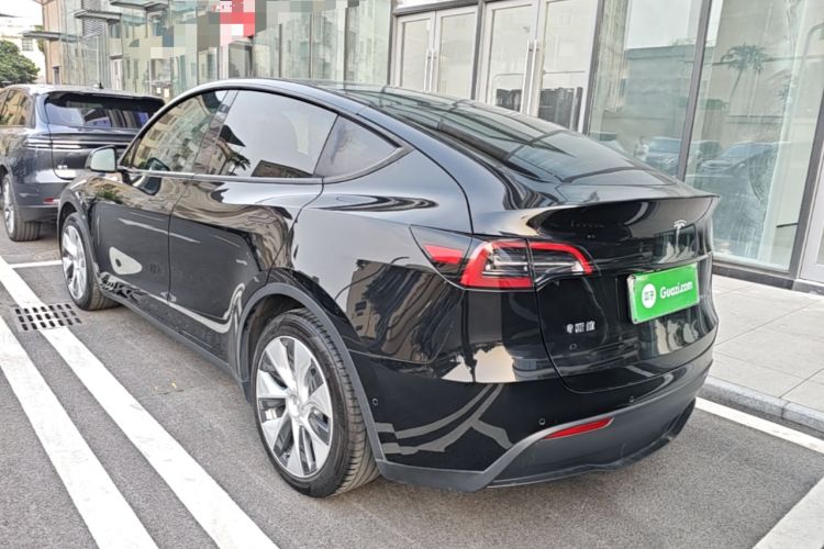 Used Tesla Model Y 2022 Rear-Wheel-Drive Version Exterior 2