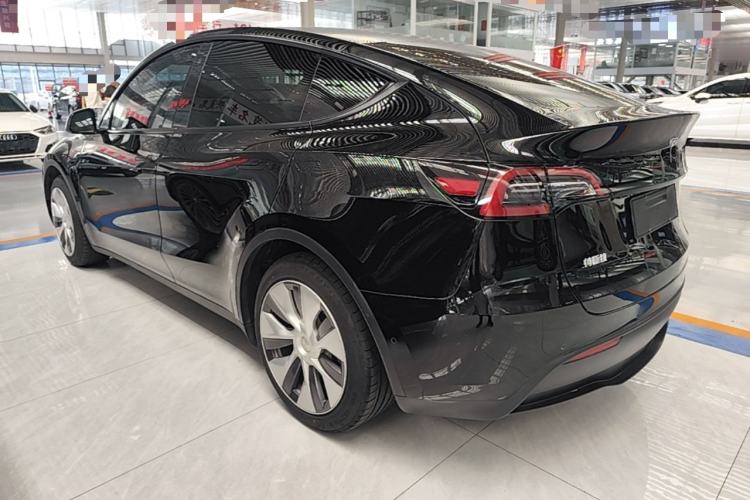 Used Tesla Model Y 2022 Rear-Wheel-Drive Version Exterior 2