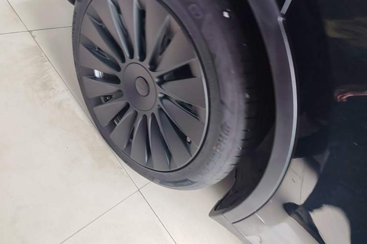 Used Tesla Model Y 2022 Revised Version Rear-Wheel Drive Exterior 3