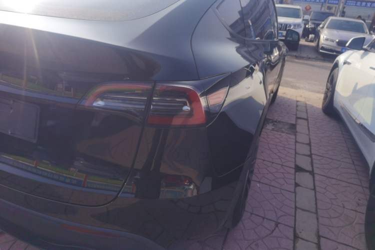 Used Tesla Model Y 2022 Revised Version Rear-Wheel Drive Exterior 3