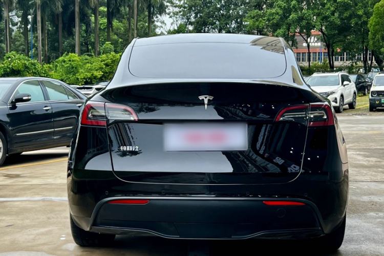 Used Tesla Model Y 2022 Rear-Wheel-Drive Version Exterior 3