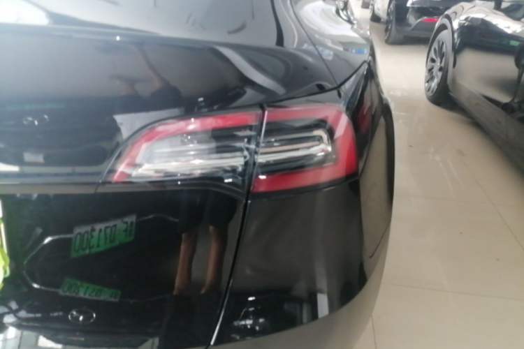 Used Tesla Model Y 2022 Rear-Wheel-Drive Version Exterior 3