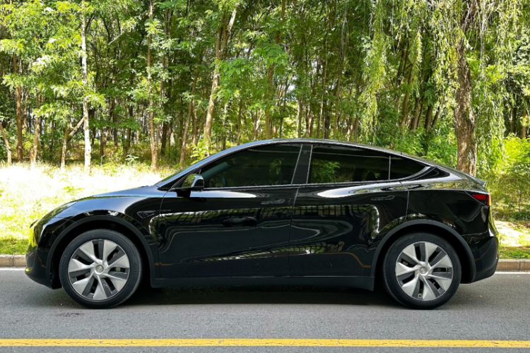 Used Tesla Model Y 2022 Revised Version Rear-Wheel Drive Exterior 3