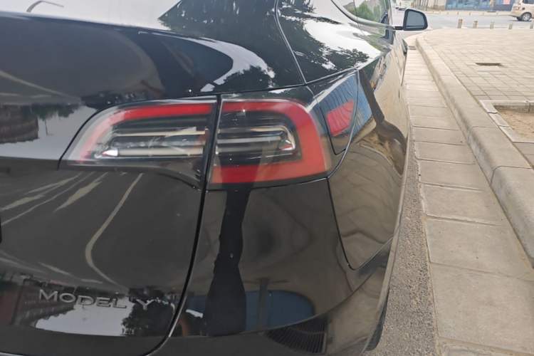 Used Tesla Model Y 2022 Revised Version Rear-Wheel Drive Exterior 3