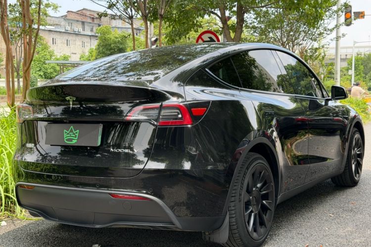 Used Tesla Model Y 2022 Revised Version Rear-Wheel Drive Exterior 3