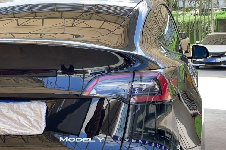 Used Tesla Model Y 2022 Rear-Wheel-Drive Version Exterior 3
