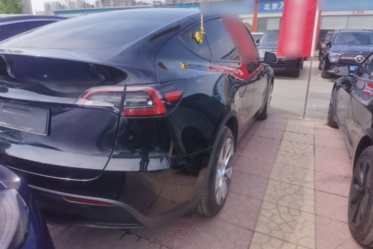 Used Tesla Model Y 2022 Revised Version Long-Range All-Wheel Drive Exterior 3