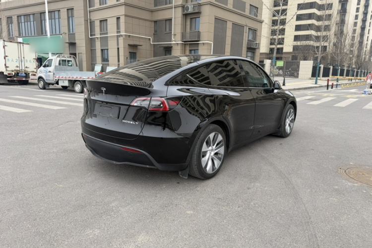 Used Tesla Model Y 2022 Rear-Wheel-Drive Version Exterior 3
