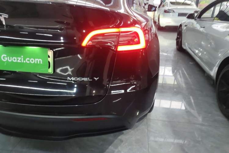Used Tesla Model Y 2022 Revised Version Rear-Wheel Drive Exterior 3