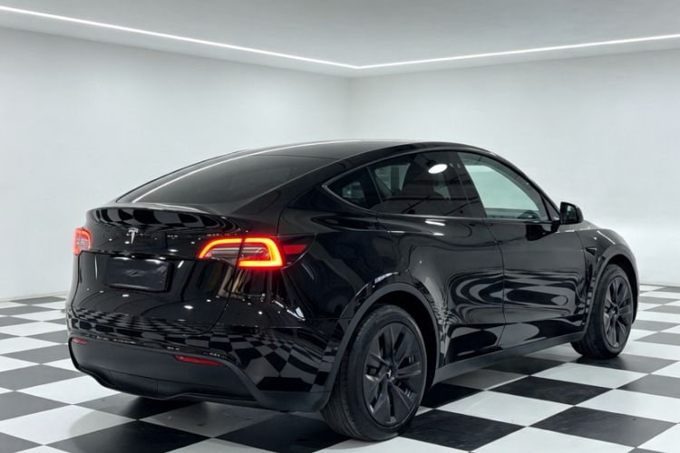 Used Tesla Model Y 2022 Revised Version Rear-Wheel Drive Exterior 3