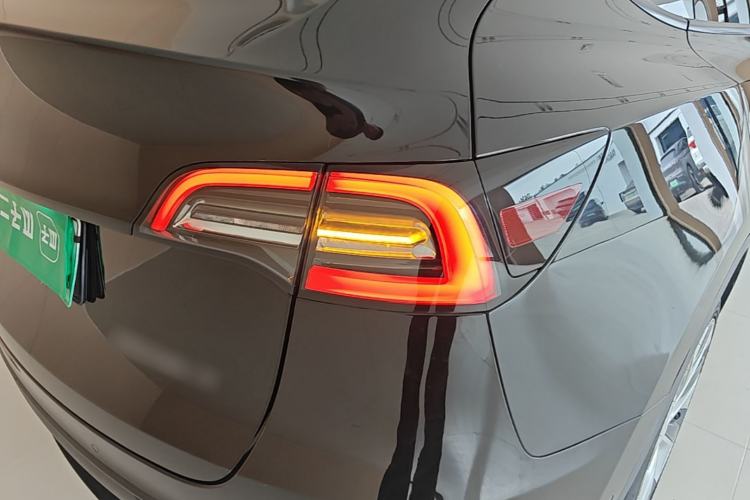 Used Tesla Model Y 2022 Revised Version Rear-Wheel Drive Exterior 3