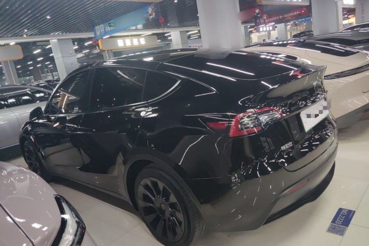 Used Tesla Model Y 2022 Rear-Wheel-Drive Version Exterior 3