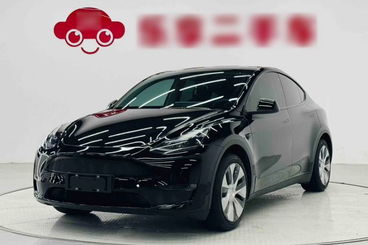 Used Tesla Model Y 2022 Long-Range All-Wheel-Drive Version Exterior 3