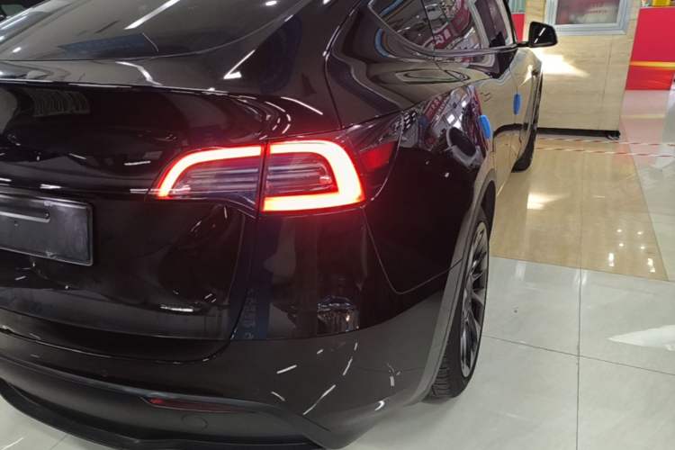 Used Tesla Model Y 2022 Revised Version Rear-Wheel Drive Exterior 3