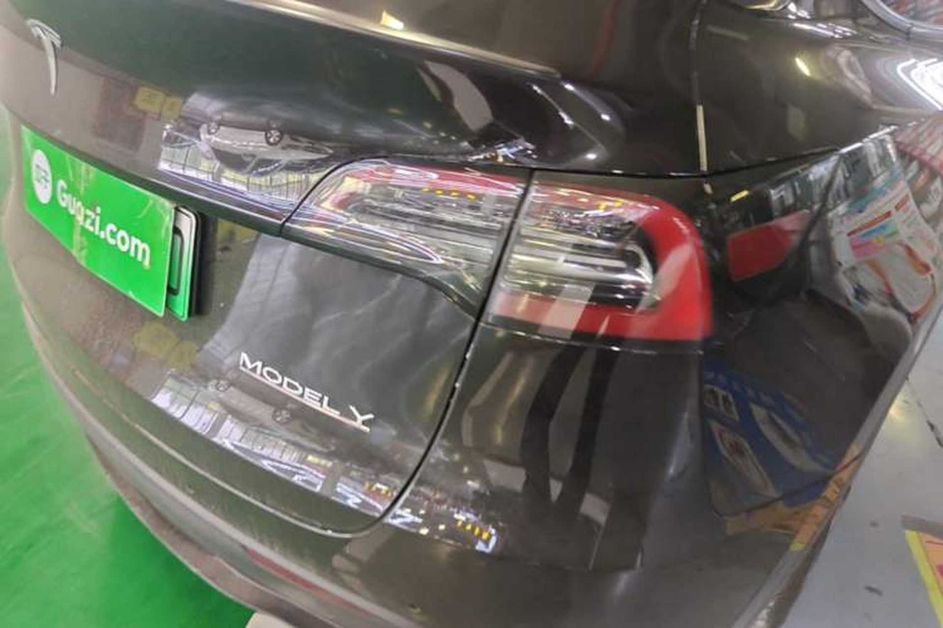 Used Tesla Model Y 2022 Performance High-Performance All-Wheel-Drive Version Exterior 3