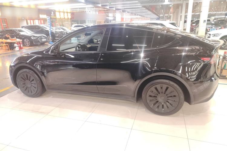 Used Tesla Model Y 2022 Revised Version Rear-Wheel Drive Exterior 3