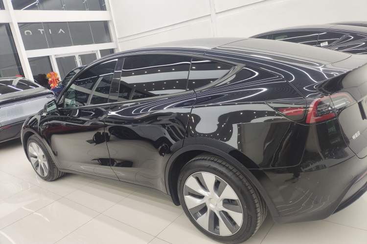 Used Tesla Model Y 2022 Rear-Wheel-Drive Version Exterior 3