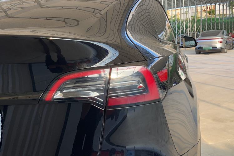 Used Tesla Model Y 2022 Revised Version Rear-Wheel Drive Exterior 3