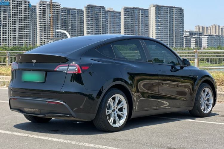 Used Tesla Model Y 2022 Revised Version Rear-Wheel Drive Exterior 3
