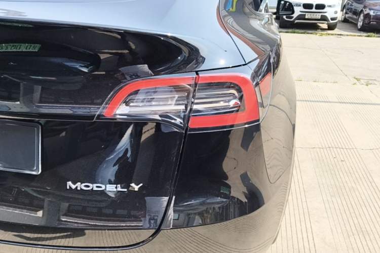 Used Tesla Model Y 2022 Revised Version Rear-Wheel Drive Exterior 3