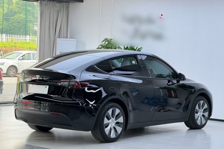 Used Tesla Model Y 2022 Revised Version Rear-Wheel Drive Exterior 3